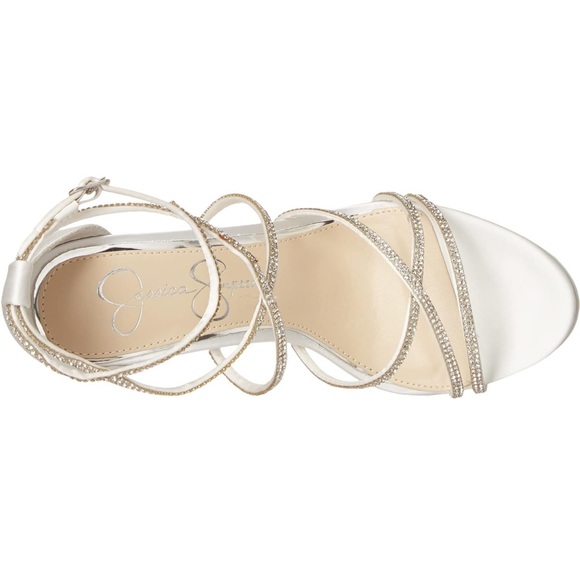 USED wedding heels! They are beautiful - Picture 2 of 8